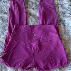 Lululemon double lined High-Rise Purple Leggings, size 6 super soft